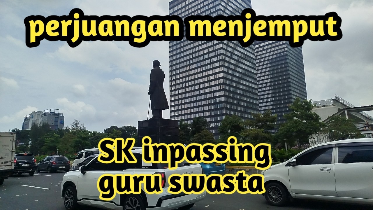 Membelah kawasan bisnis Sudirman Jakarta pusat 