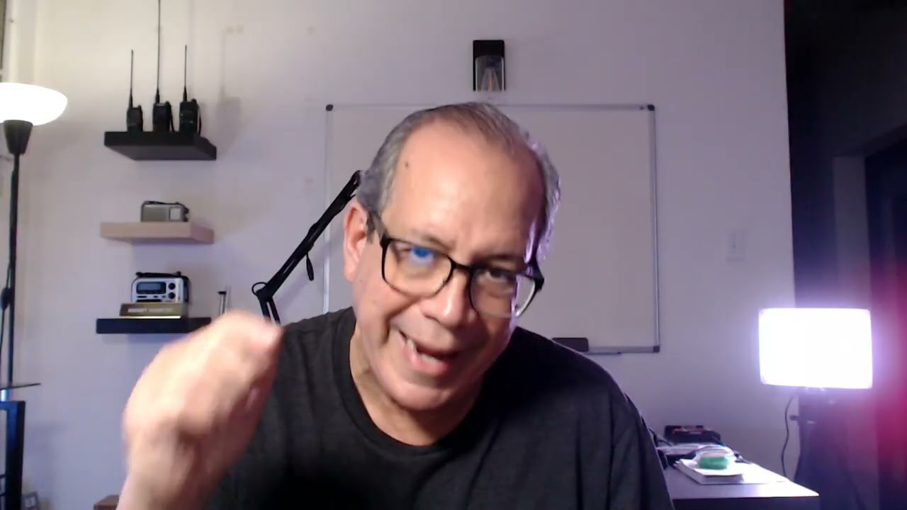 Presentación Libro Using the Baofeng, y material del curso para radioaficionados