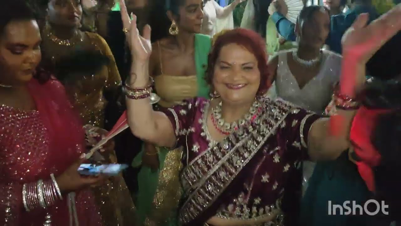 Wow Hindi Song Per Beutiful Group Dance Part-7 | Pahadi Jagat Daadi | Kamla Negi