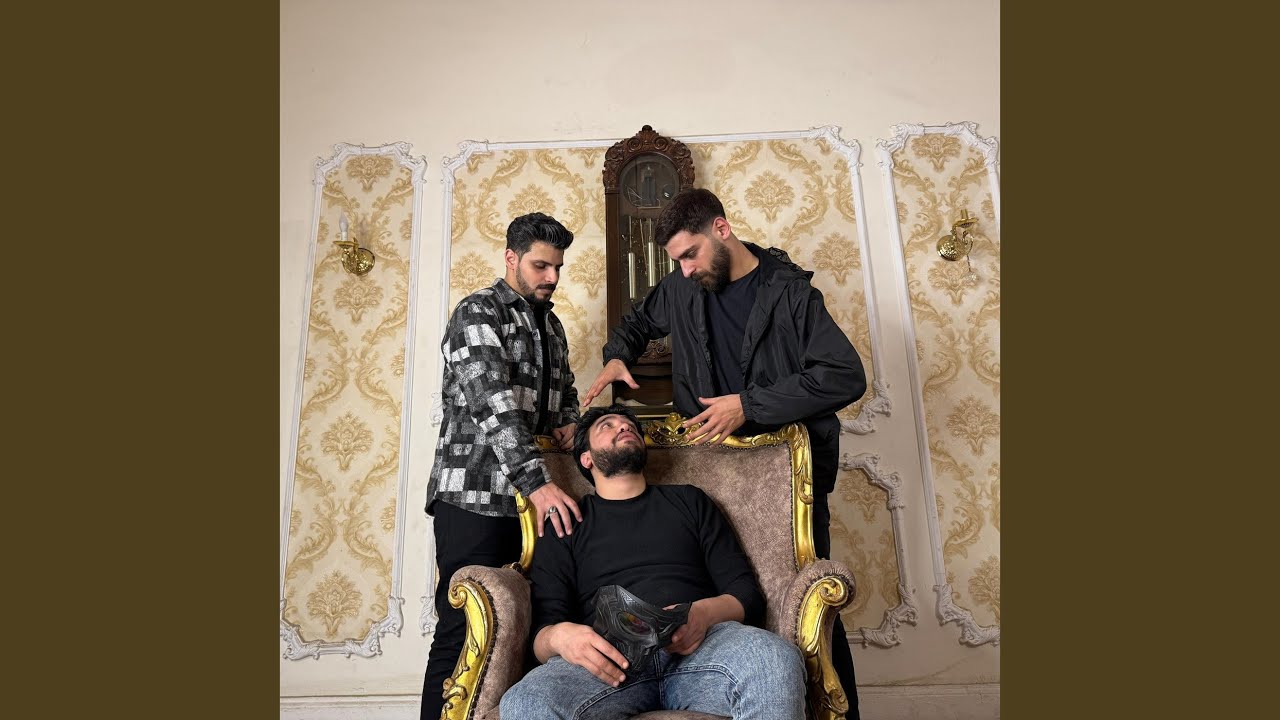غريب انا لوحدي