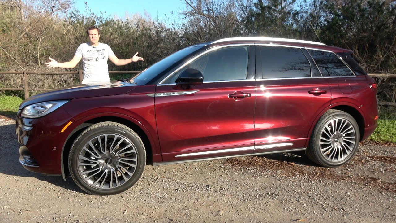 The 2020 Lincoln Corsair Is a Baby Navigator