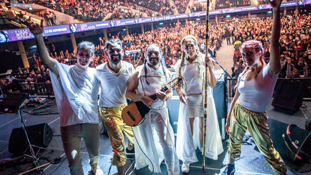 Desierto y Agua en el Movistar Arena Argentina 2022 (Apertura show de A-HA)