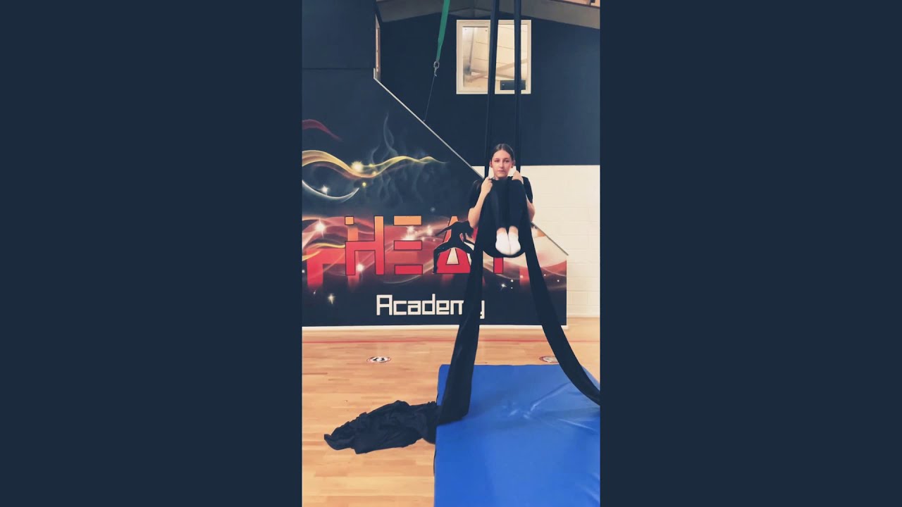 Aerial silks conditioning beginners / level 1