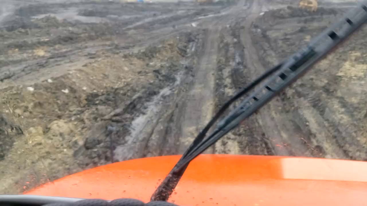Работа в дождь. Немного весны.