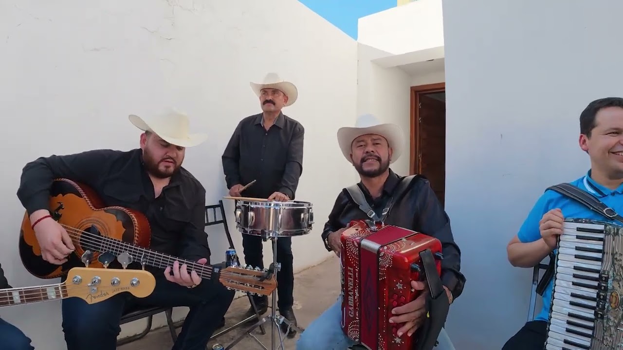 El Numero 1 - Los Mas Buscados De Tijuana (En Vivo)