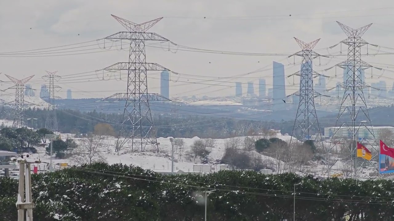 Galatasaray Kemerburgaz tesisleri Kar yağdığında ilk defa görüntüledik