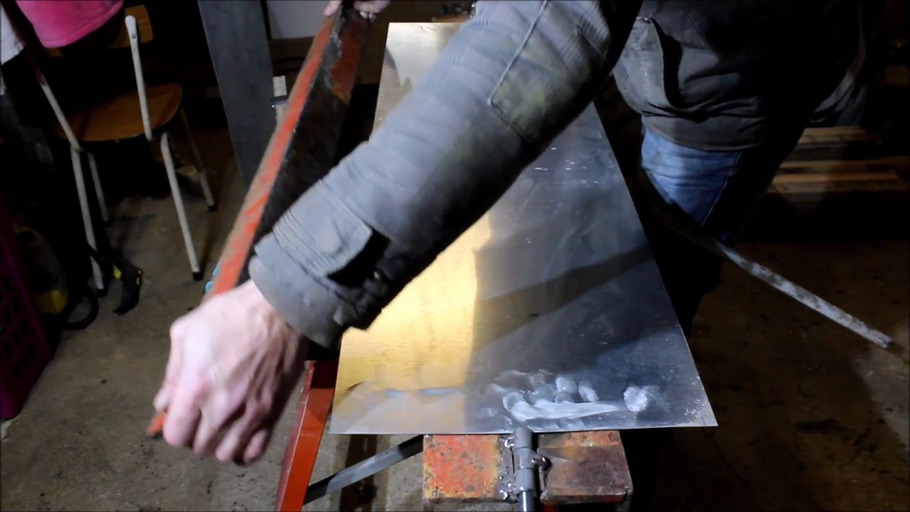 fabrication des faitages en zinc