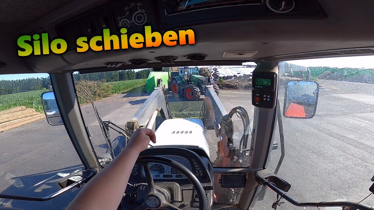 Silo schieben für Biogas | Let´s drive Steyr