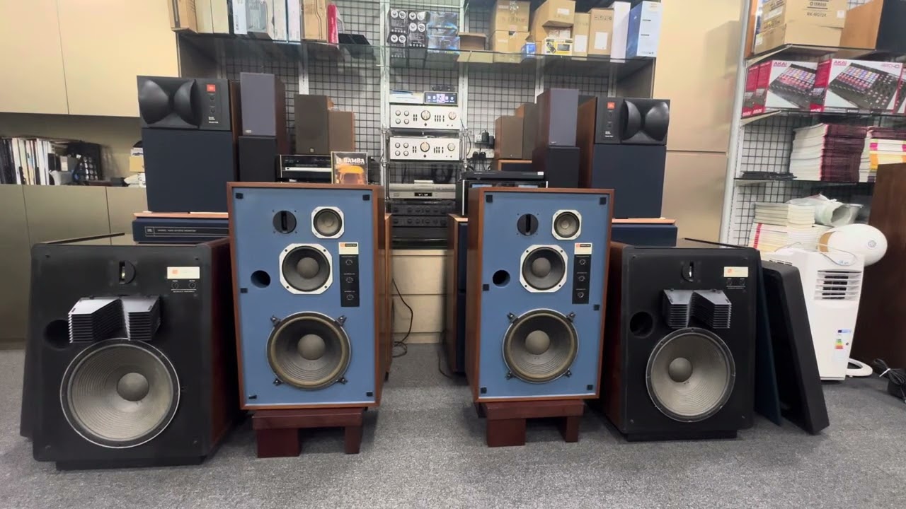 Rare JBL 4315 studio monitor with La Bamba