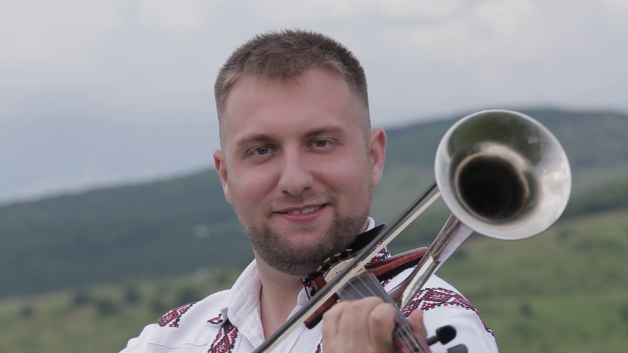 Andrei Dem și Radu Tîrb - Umblă mândra pân Orade`