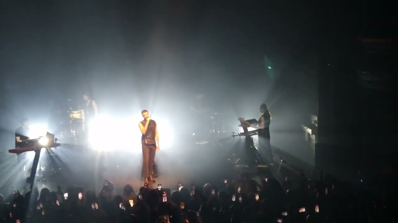 #MengoniLiveinEurope @ Paris, La Cigale, 24.04.2023. Due Vite