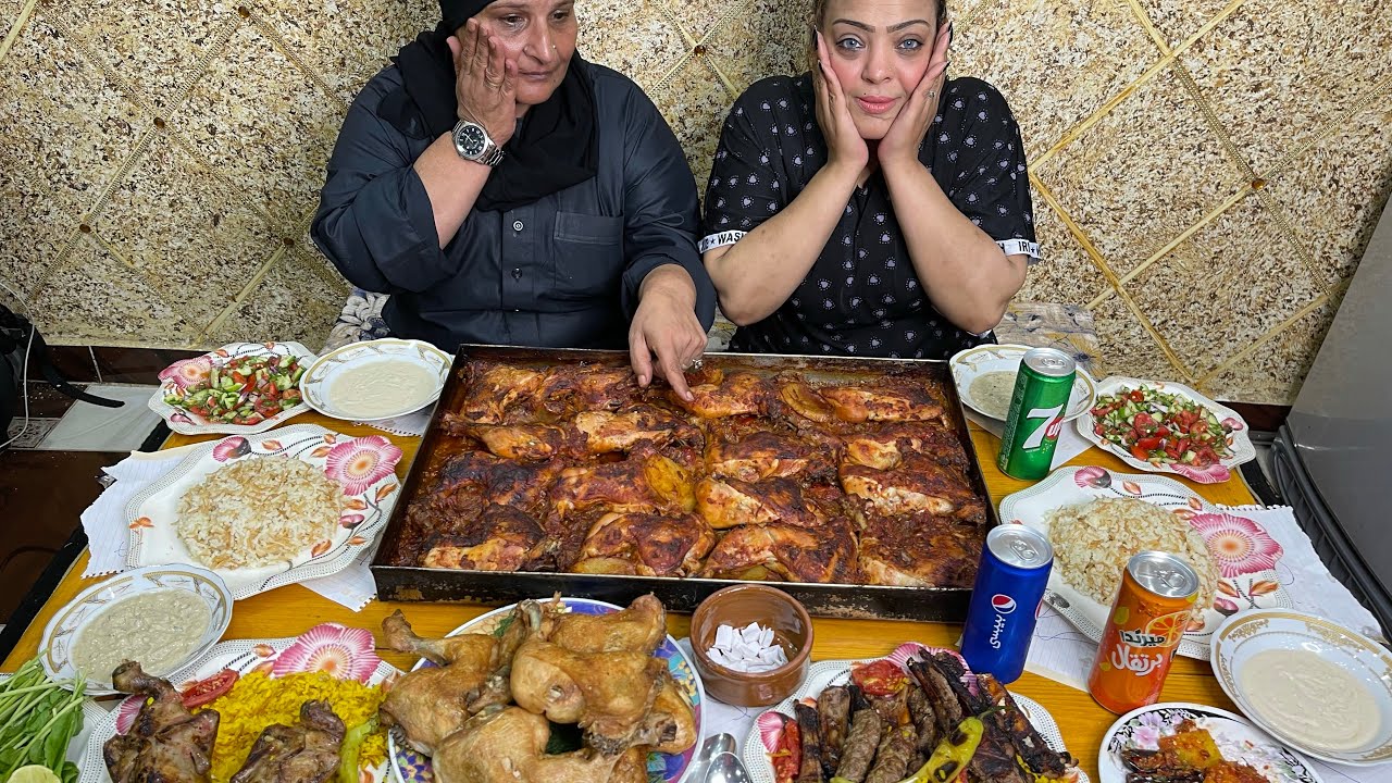 تحدي الي تقدر تاكله بعطيك ثمنه الترابيزه المنتظره ب جميع انواع الاكل مفاجاه في اخر الفيديو نار 😂🔥