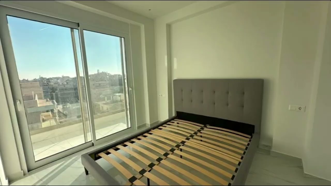 Πώληση, Παλαιό Φάληρο