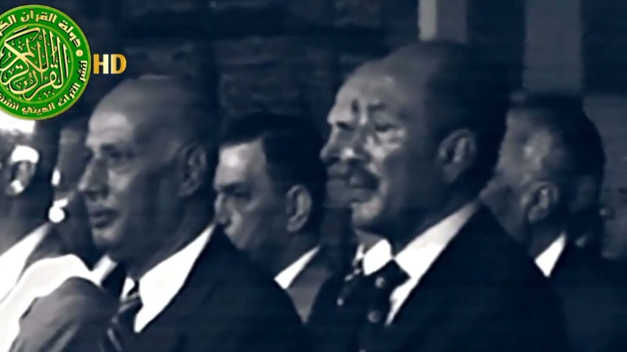إبداع وخشوع الشيخ مصطفى اسماعيل _سورة الضحي والشرح _فيديو نادر لاول مره عام 1971