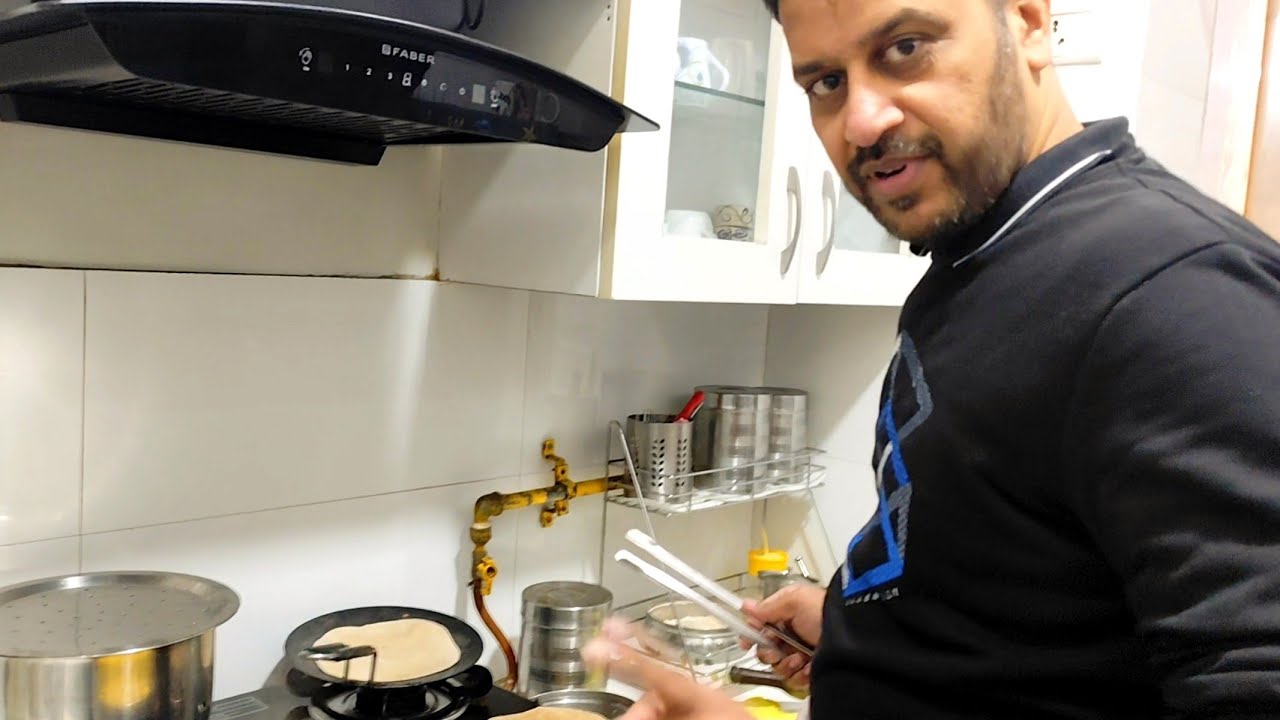 Roti bani gol YA Papa ki khul gayi pol 🤣