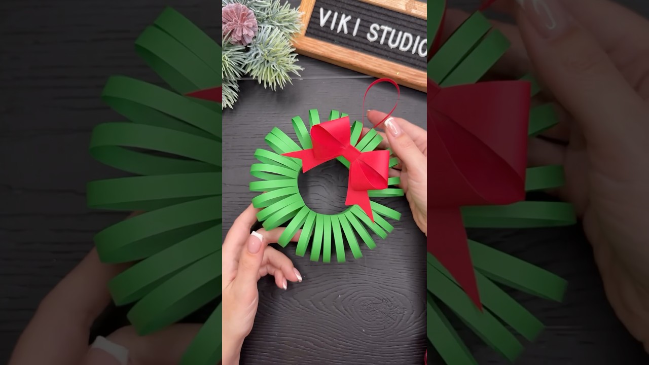 How to make Easy Christmas Wreath Christmas Paper Crafts Christmas Decorations