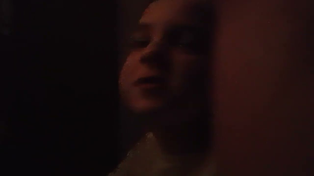 OTROK S SONČNICO 2