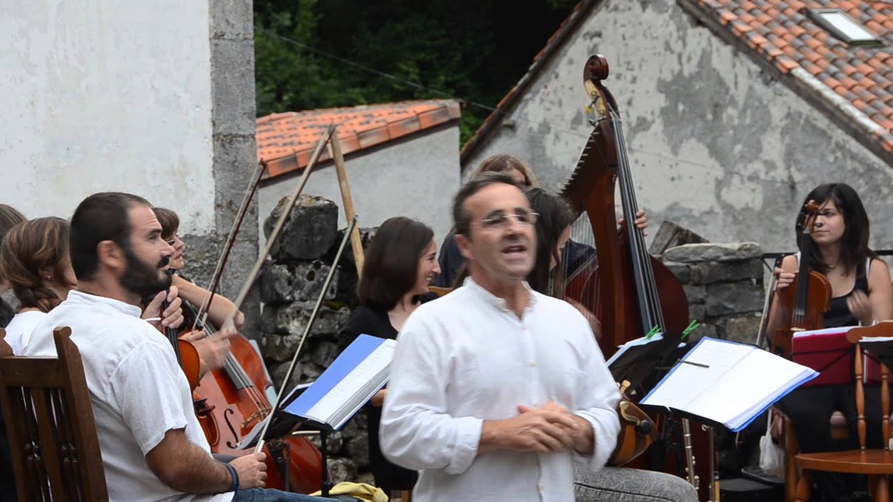 Concierto de música celta a cargo de la Orquesta Céltica Asturiana 1/2