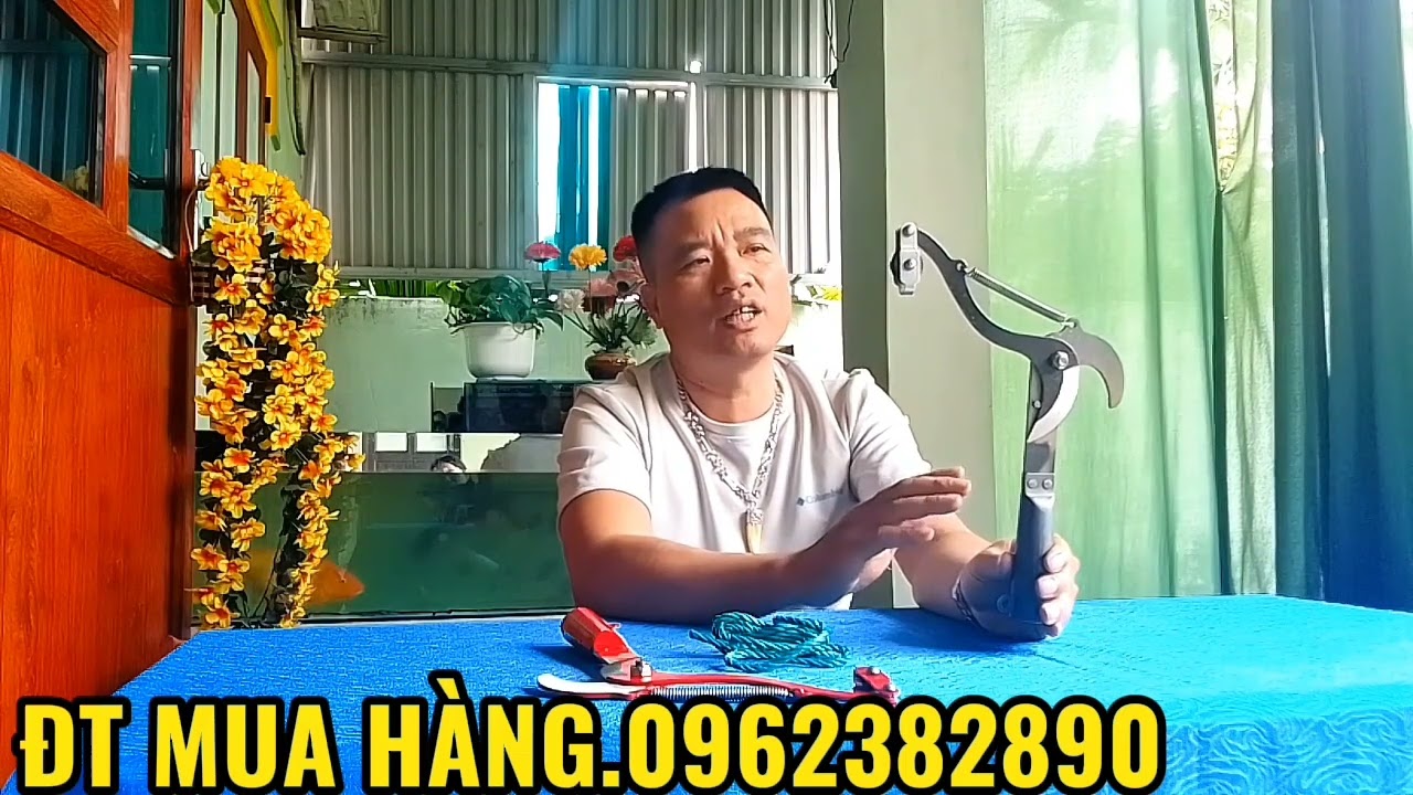 BỘ KÉO CẮT TỈA CÀNH CÂY HÁI HOA QUẢ TRÊN CAO AN TOÀN THUẬN TIỆN CHO MỌI NHÀ 