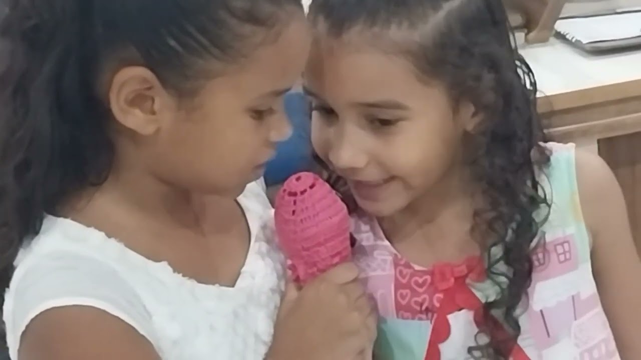 MINHAS NETAS CANTANDO  2024