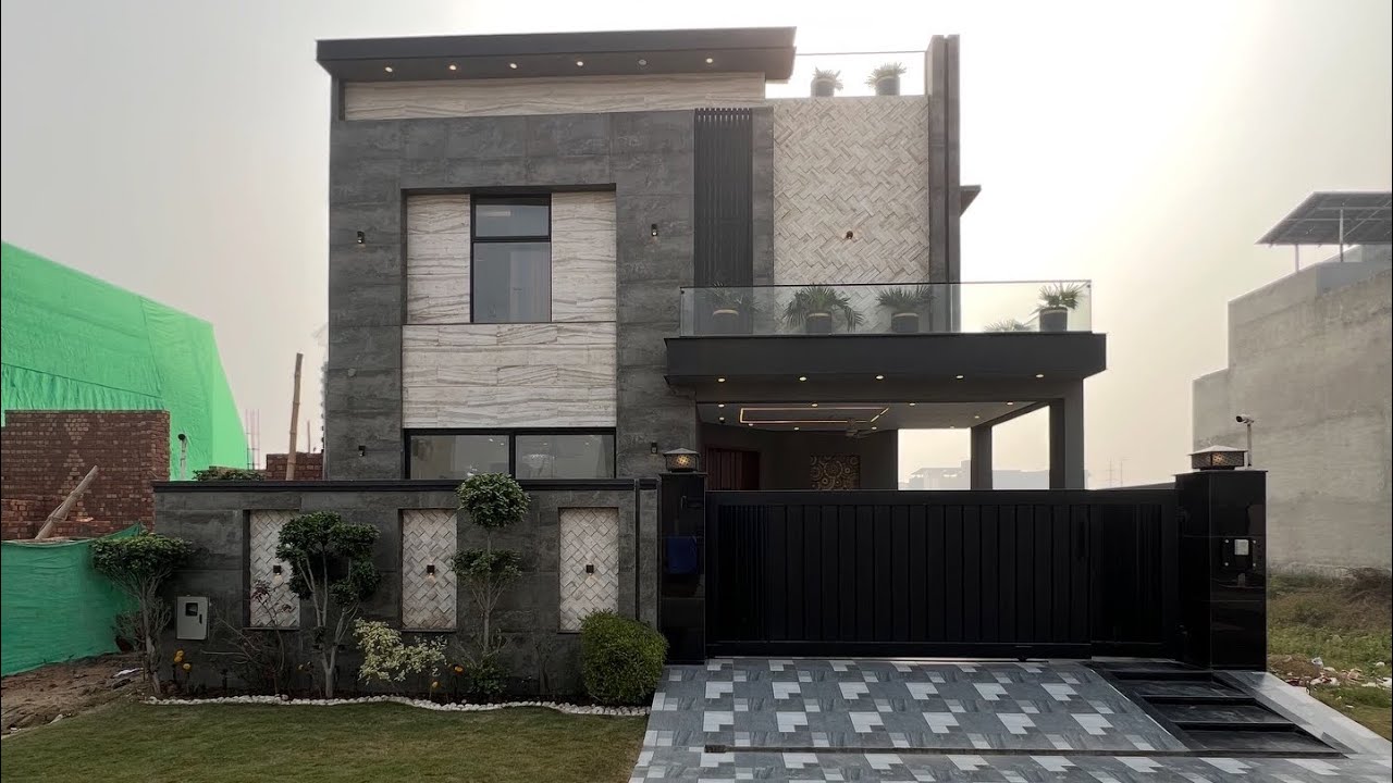 10 Marla house for sale in DHA Lahore