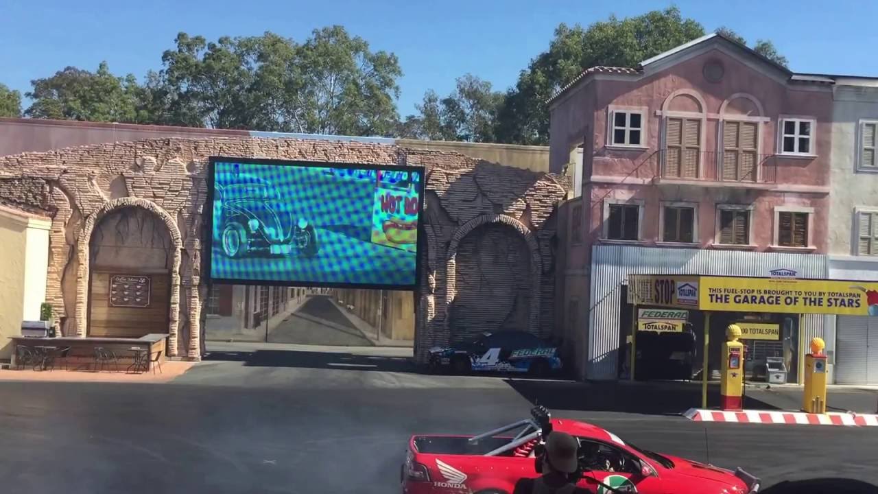 The Hollywood stunt driver 2 at movieworld