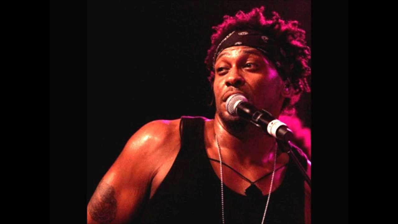 D'Angelo - What Is And What Should Never Be
