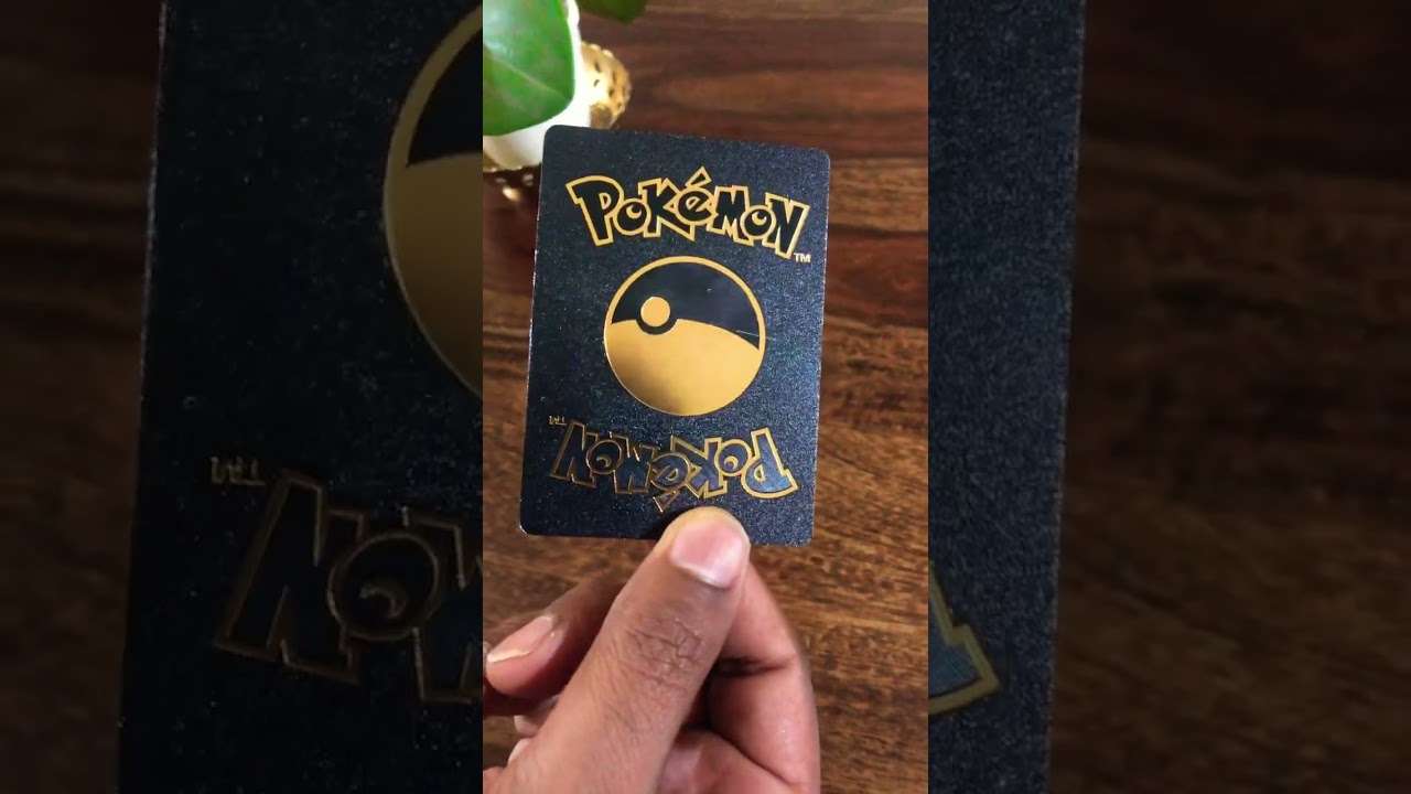 Charizard V - Black Pok&eacute;mon card #pokemon #card #trending #rarepokemon #collection #pokemoncards