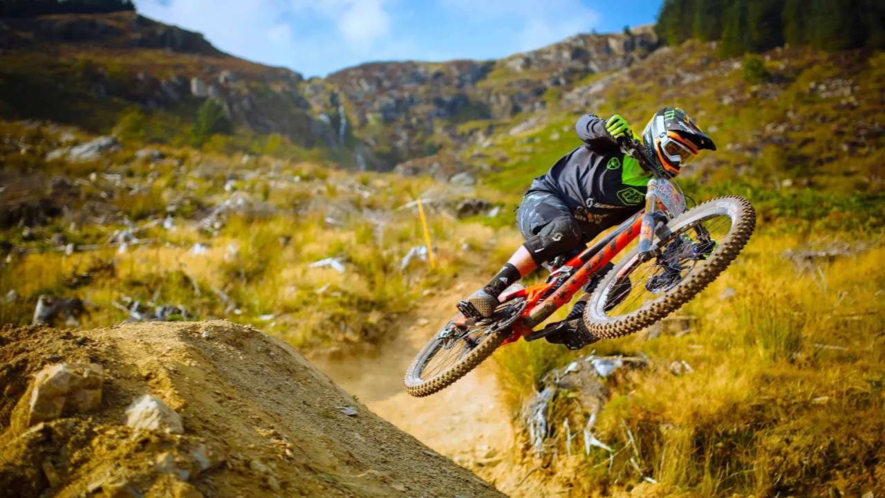 Downhill-Music Mix