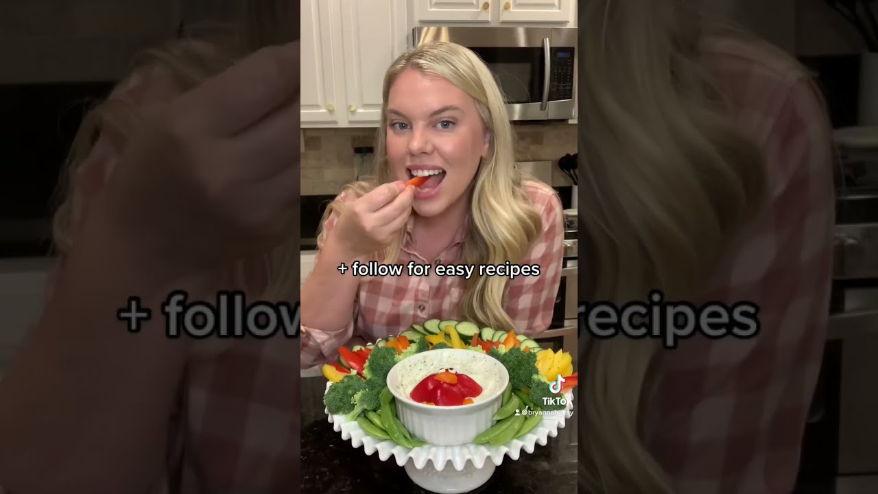 Turkey Veggie Tray Easy Thanksgiving Recipe 