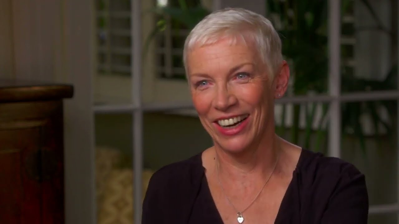 Annie Lennox Radiates Power in "Sisters Are Doin' It For Themselves"