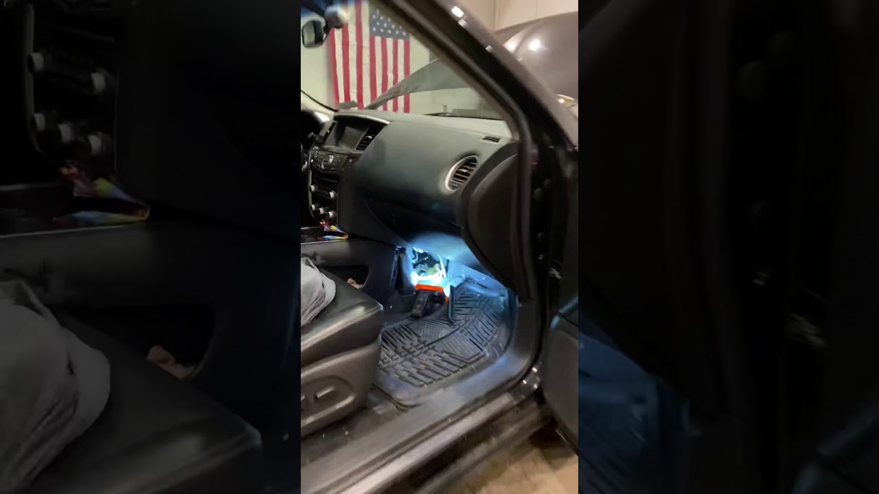 Nissan Pathfinder cabin air filter location and replacement