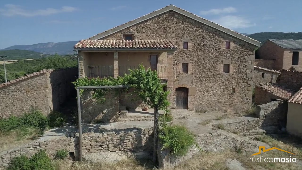 Masia con 170ha en venta en Solsona