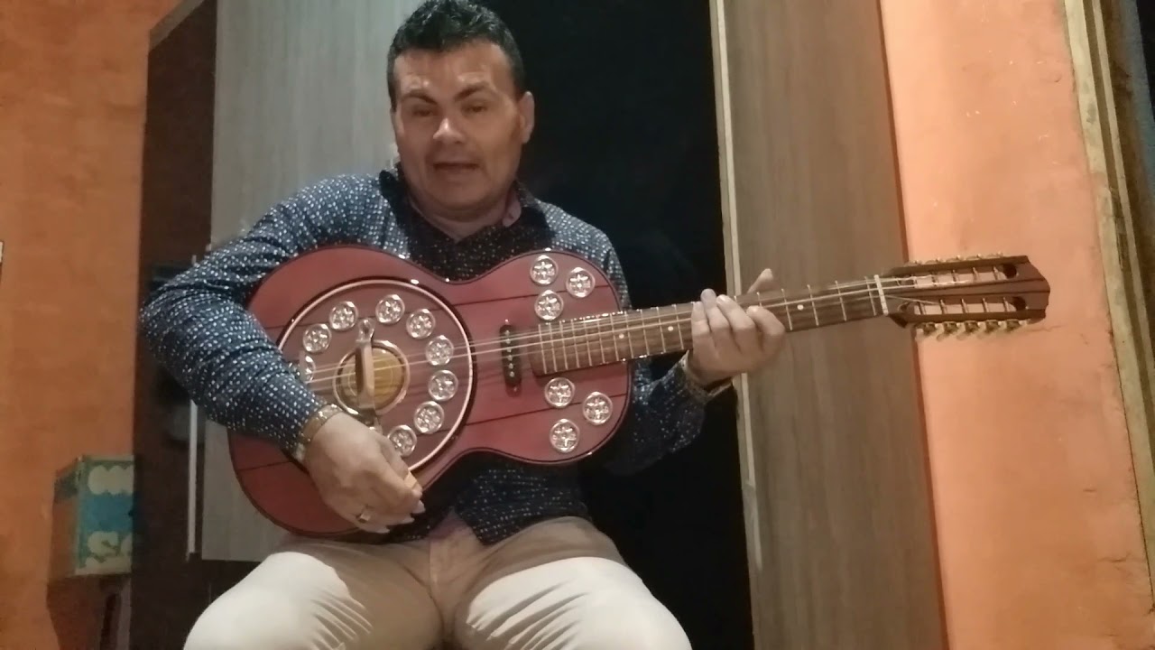 Visão de uma dançarina, autor Adriano Pereira, intérprete Valdenor Sousa!