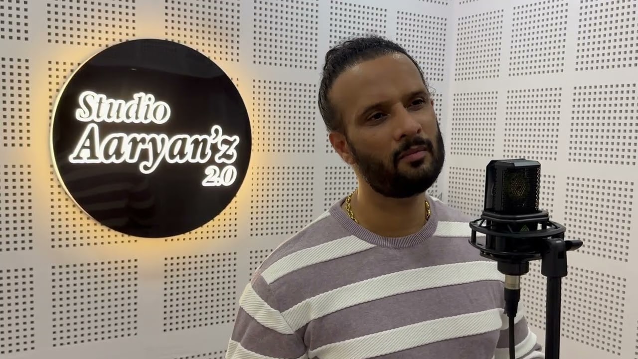 Nazm Nazm-Reprized - Valentine’s Day Special Romantic Song || Aaryan Parmar || Studio 