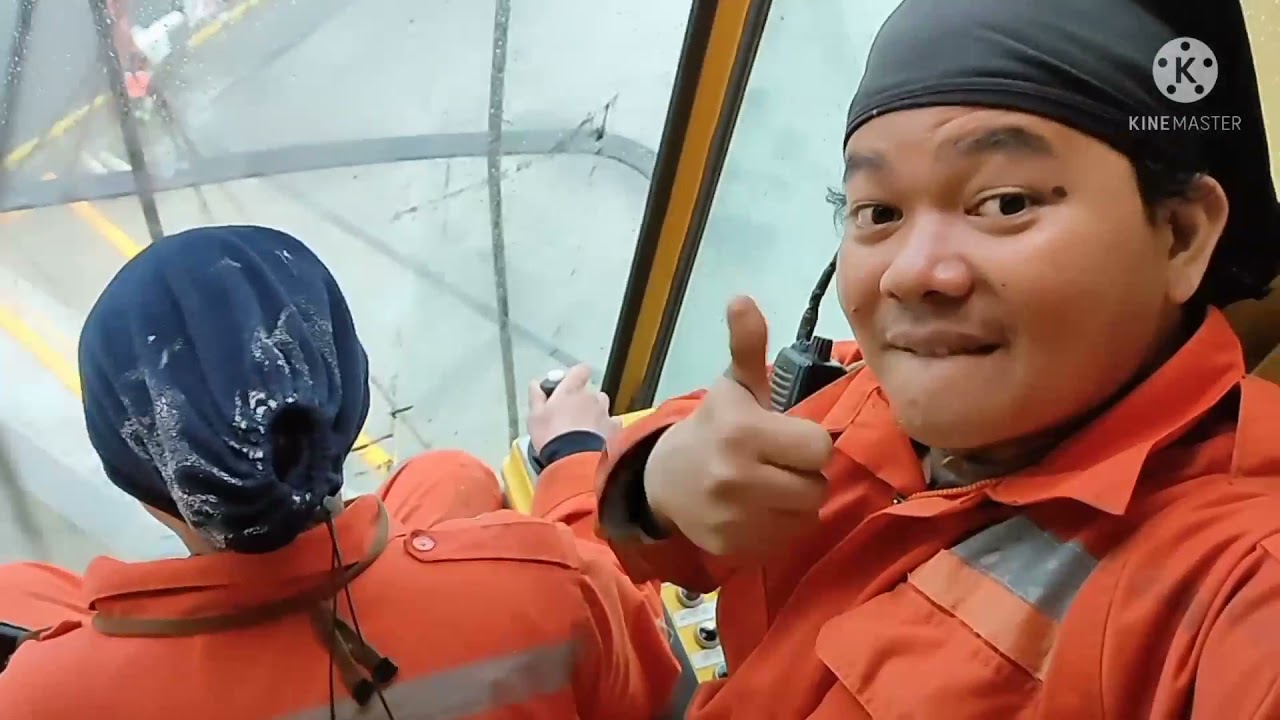 CRANE OPERATOR 90€ weekly TRAINING ONBOARD CONTAINER VESSEL/ NMF CRANE SWL 45Tons