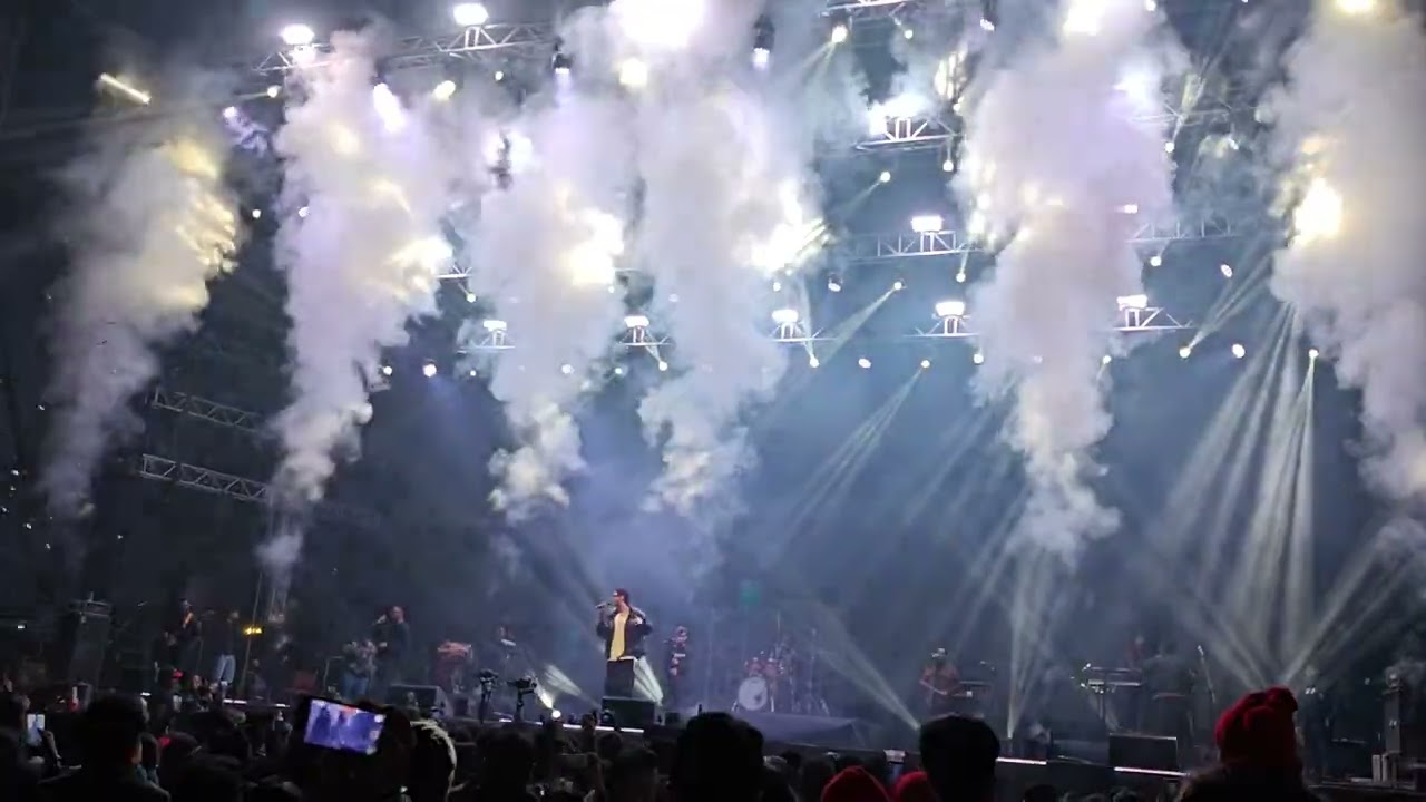 Menu pinjre de wich ked🤟 karo || #gurgaon #sad  #millionviews #gurnazarlive #event 