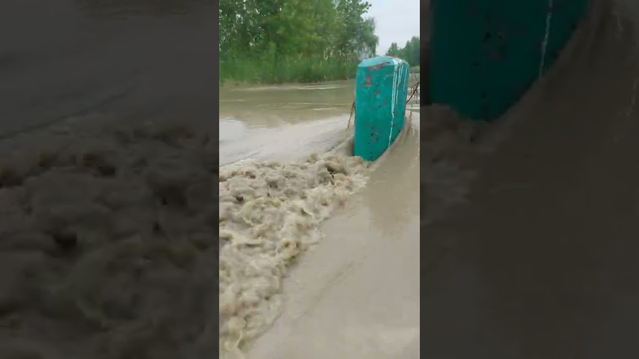Peshawar Floods in River Kabul #flooding2022 #floodsinpakistan #swatflood #Shaghalifloods #floods