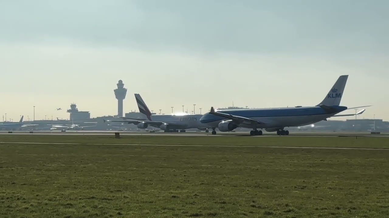 KL417 & EK148 take off from AMS Amsterdam Schiphol Airport
