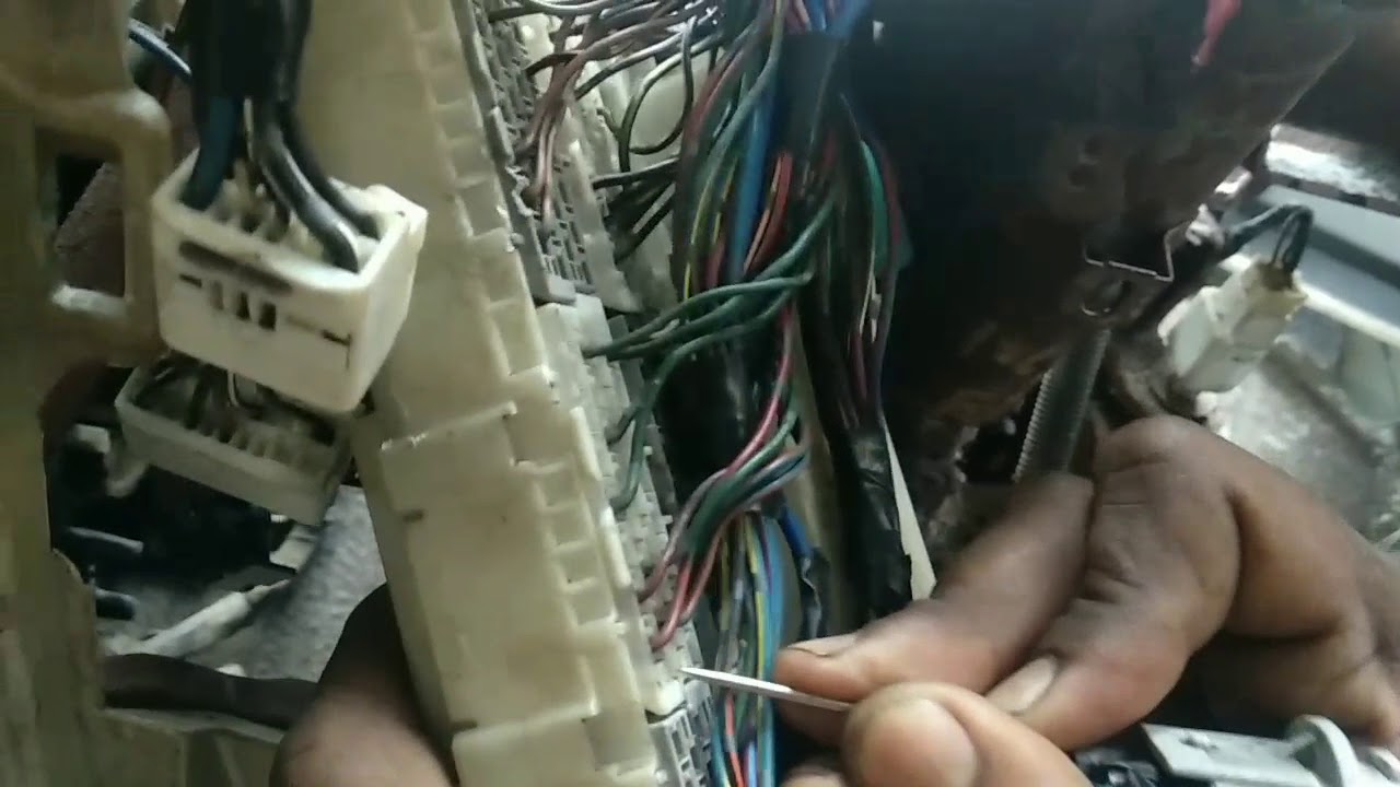 Toyota Innova starting problem wiring short circuit issue