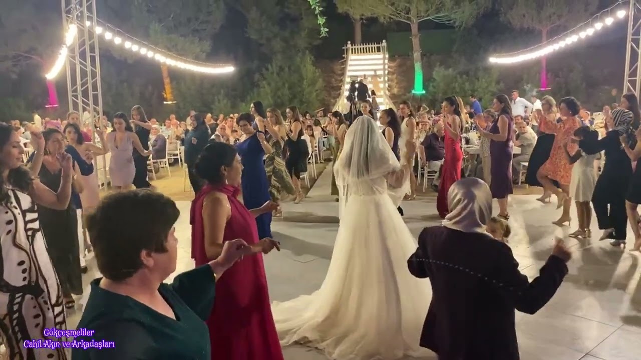 Gökçeşmeliler Ayvacık Bademli köyü bayanları