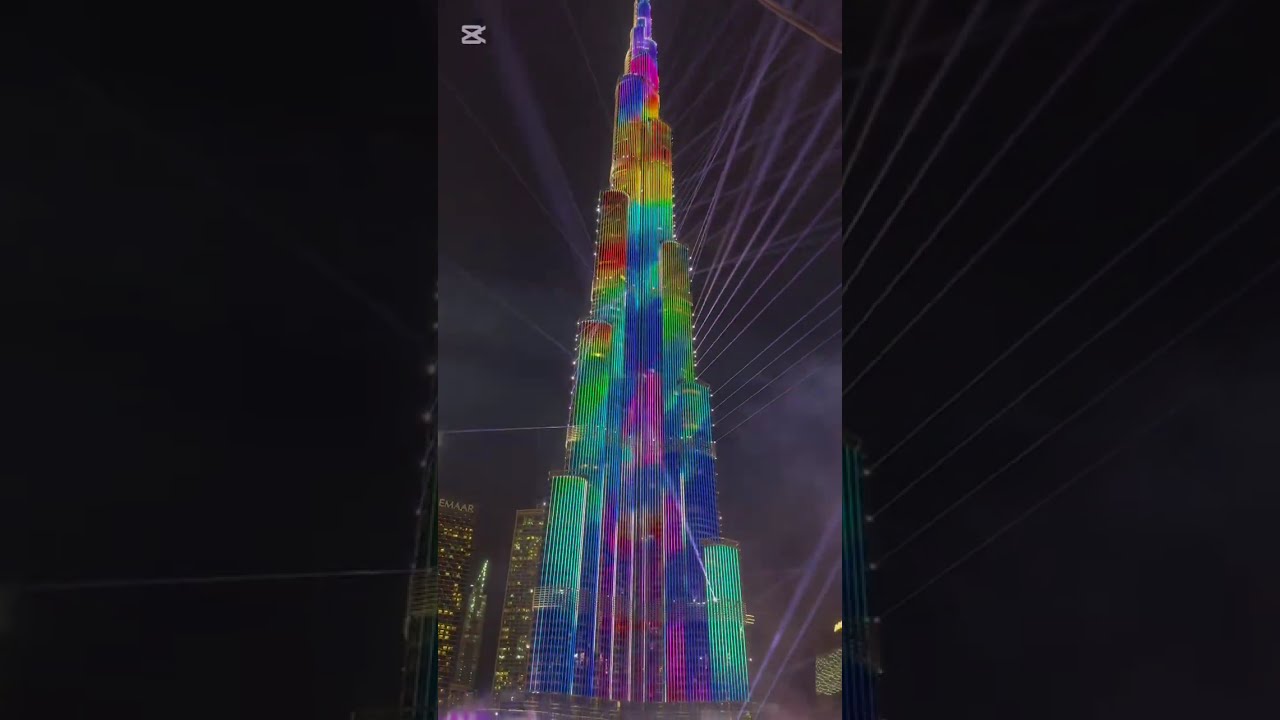 BURJ KHALIFA #burjkhalifa #dubai #viral #dubaimall 🥰🇦🇪🤝☝️🥰#srilanka #sinhala Wold Tallest Building 