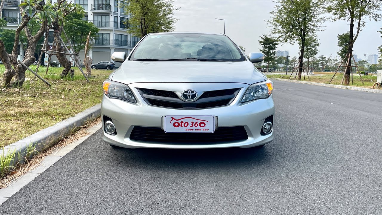 Báo giá trực tiếp chiếc xe Toyota Altis 2.0V 2011 biển Hà Nội, 1 chủ từ mới vừa mua đc của người đẹp