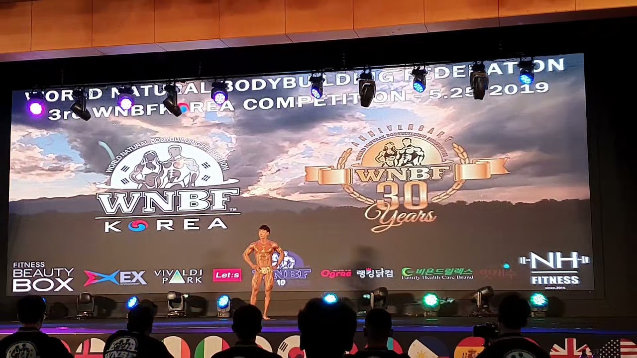 WNBF KOREA 스포츠모델 PRO 쑴코치 개인포징