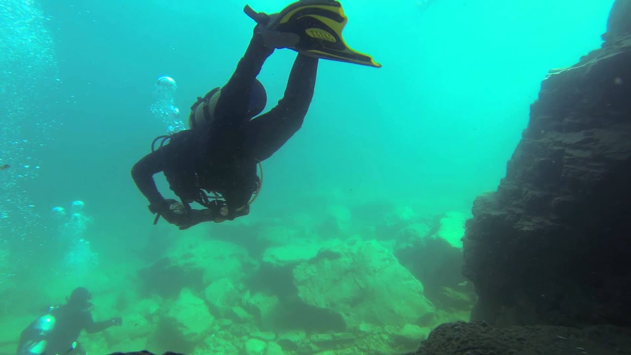 Diving The Grotto in Tobermory