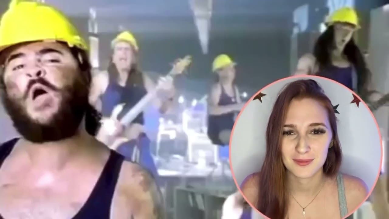 VENEZOLANA REACCIONA A Mojinos Escozios - Mi Jefe (Videoclip)