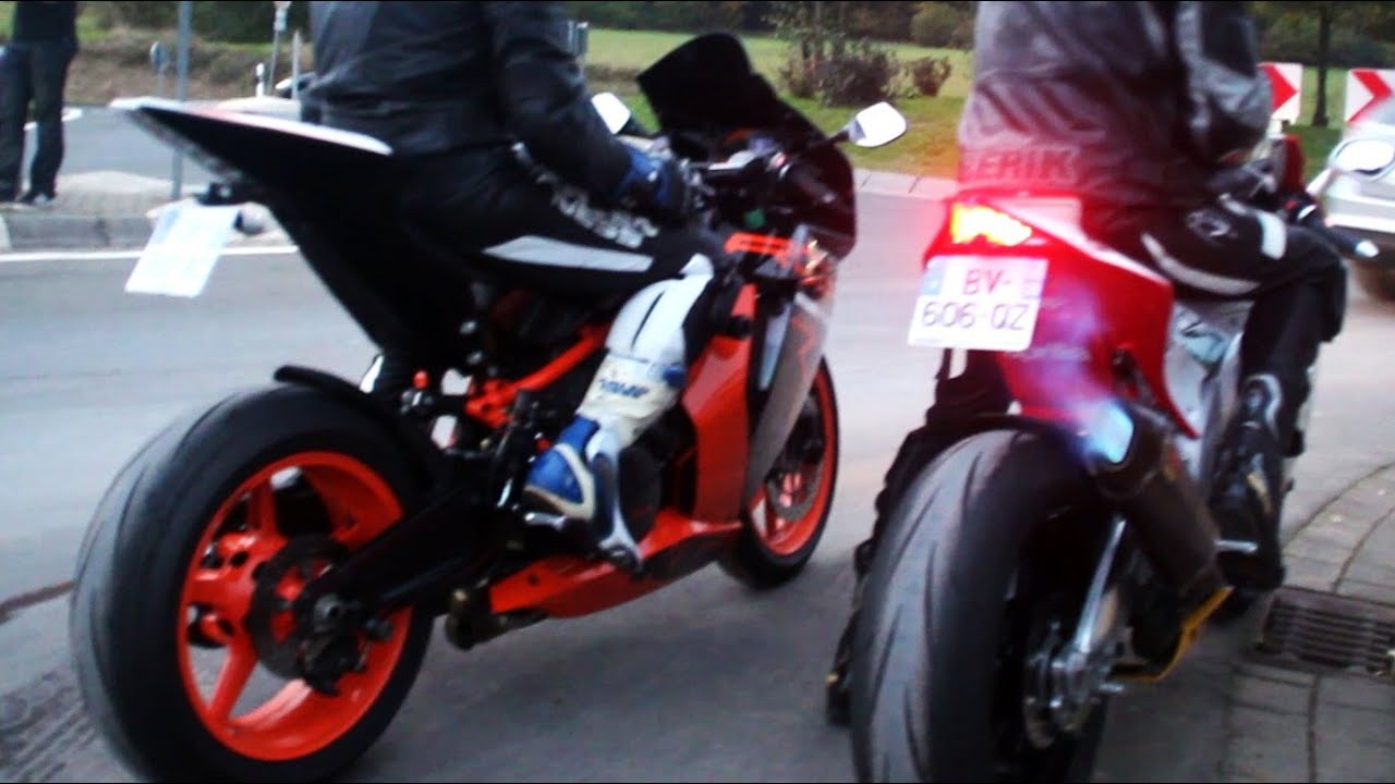 Aprilia RSV4 vs KTM RC8 - REV BATTLE, FLAMES, Acceleration - 1080p HD