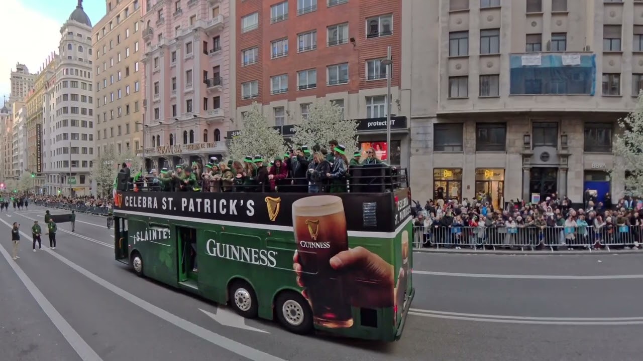 San Patricio 2026 en Madrid : El desfile que llenó las calles de verde