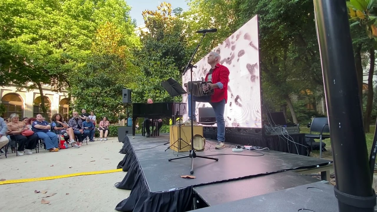 Fabio Turchetti solo bandoneon+loops at Reina Sofia museum gardens