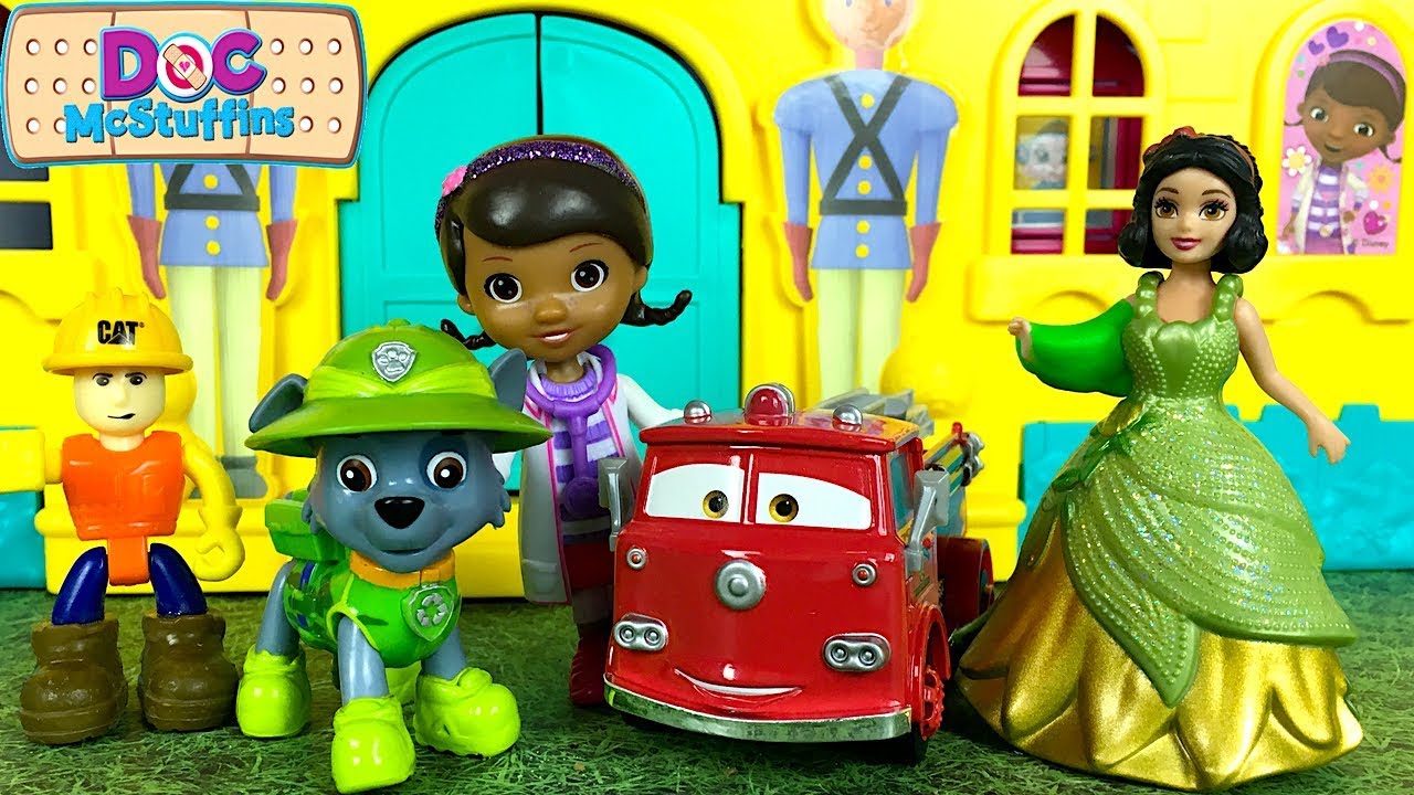 DOC MCSTUFFINS GETS OVERRUN WITH PATIENTS WHEN STUFFY IS IN CHARGE OF THE FRONT DESK